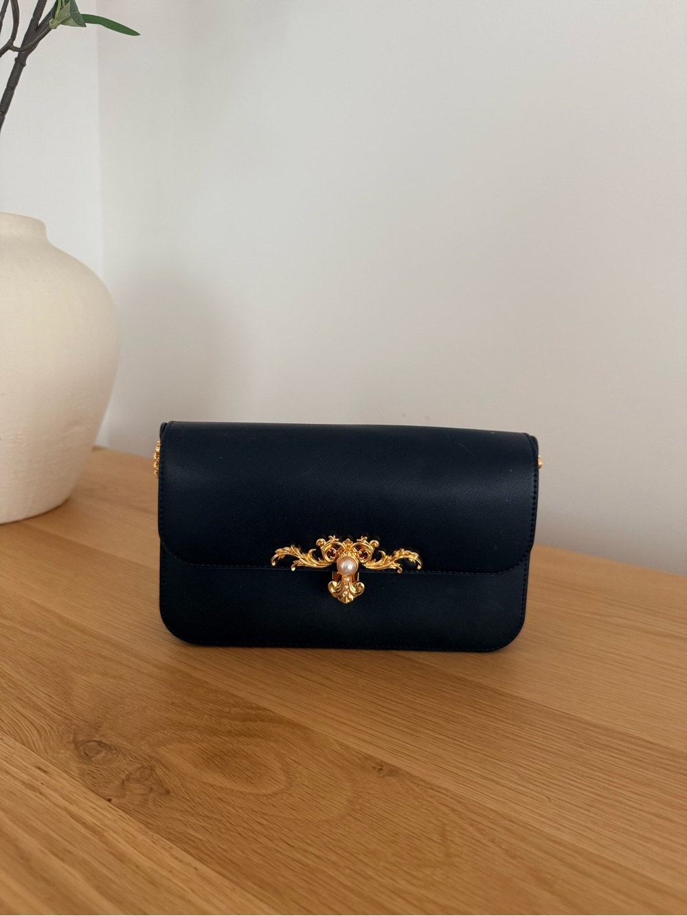 Charles & Keith Chain Shoulder/ handbag with Gold Hardware - Picture 8 of 10